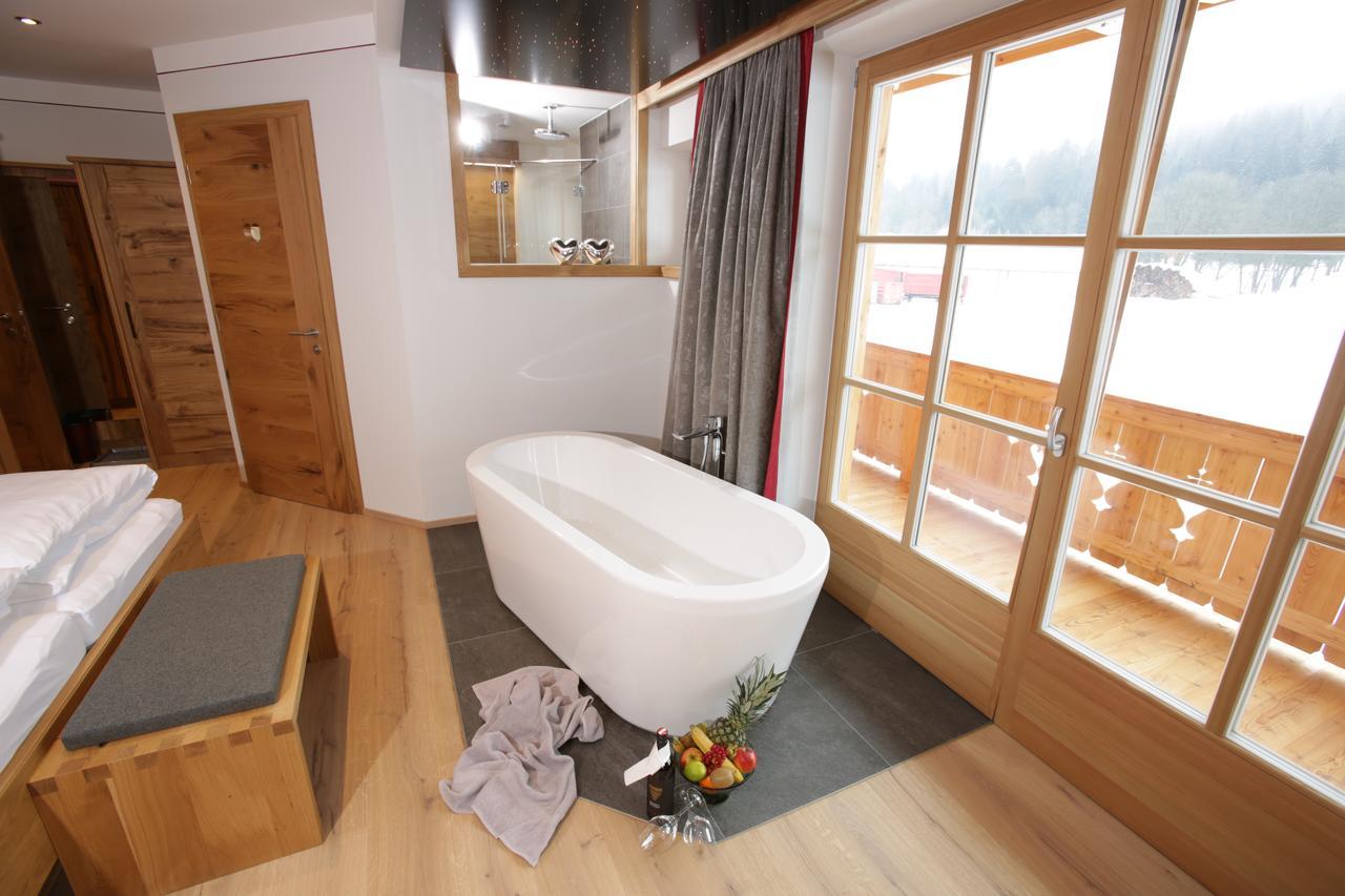Hotel Postgasthof, Rote-wand *